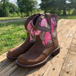 Justin Gypsy pink camo boots